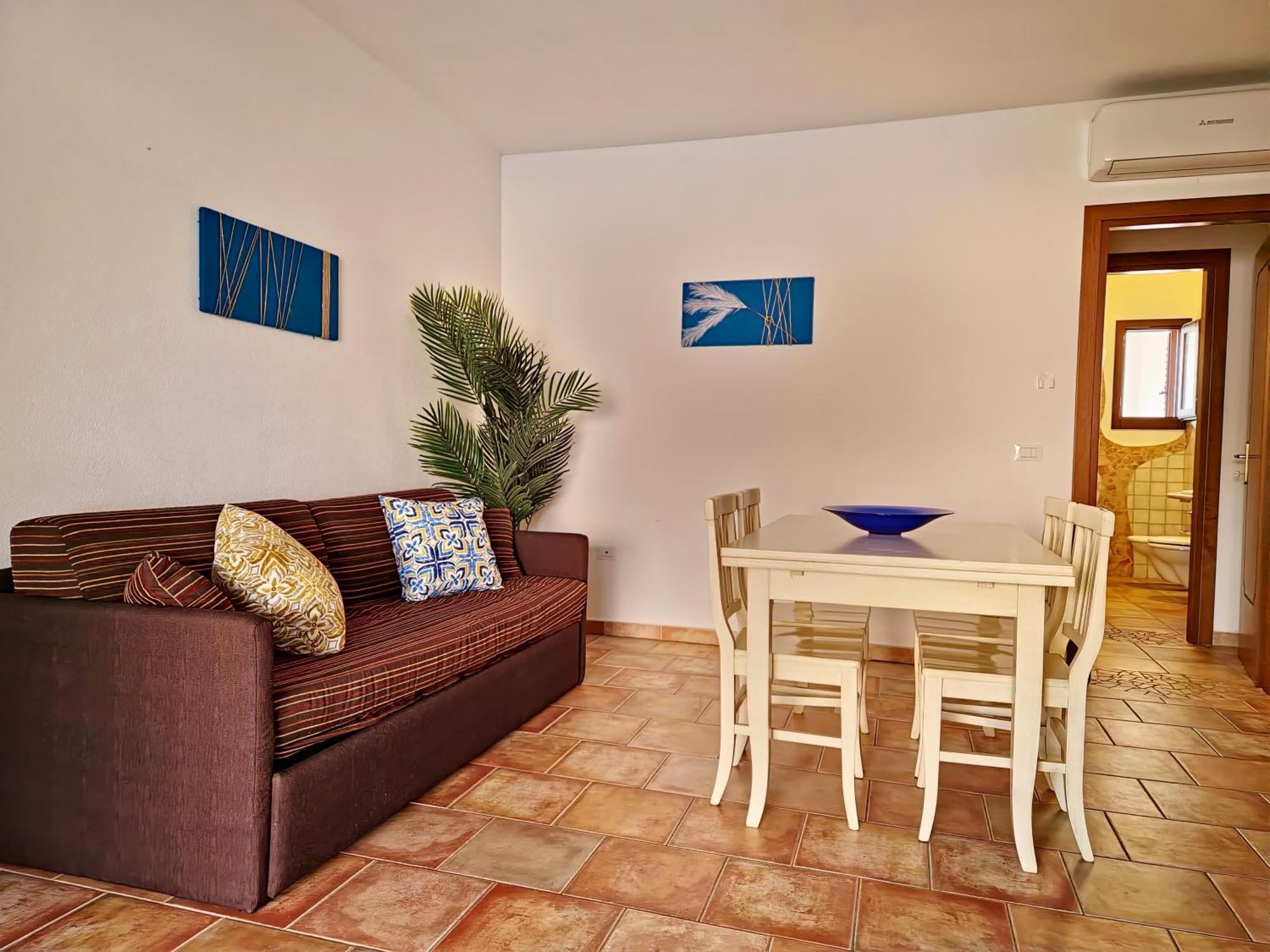 Dommos - Melodie Apartments Cala Liberotto Dış mekan fotoğraf