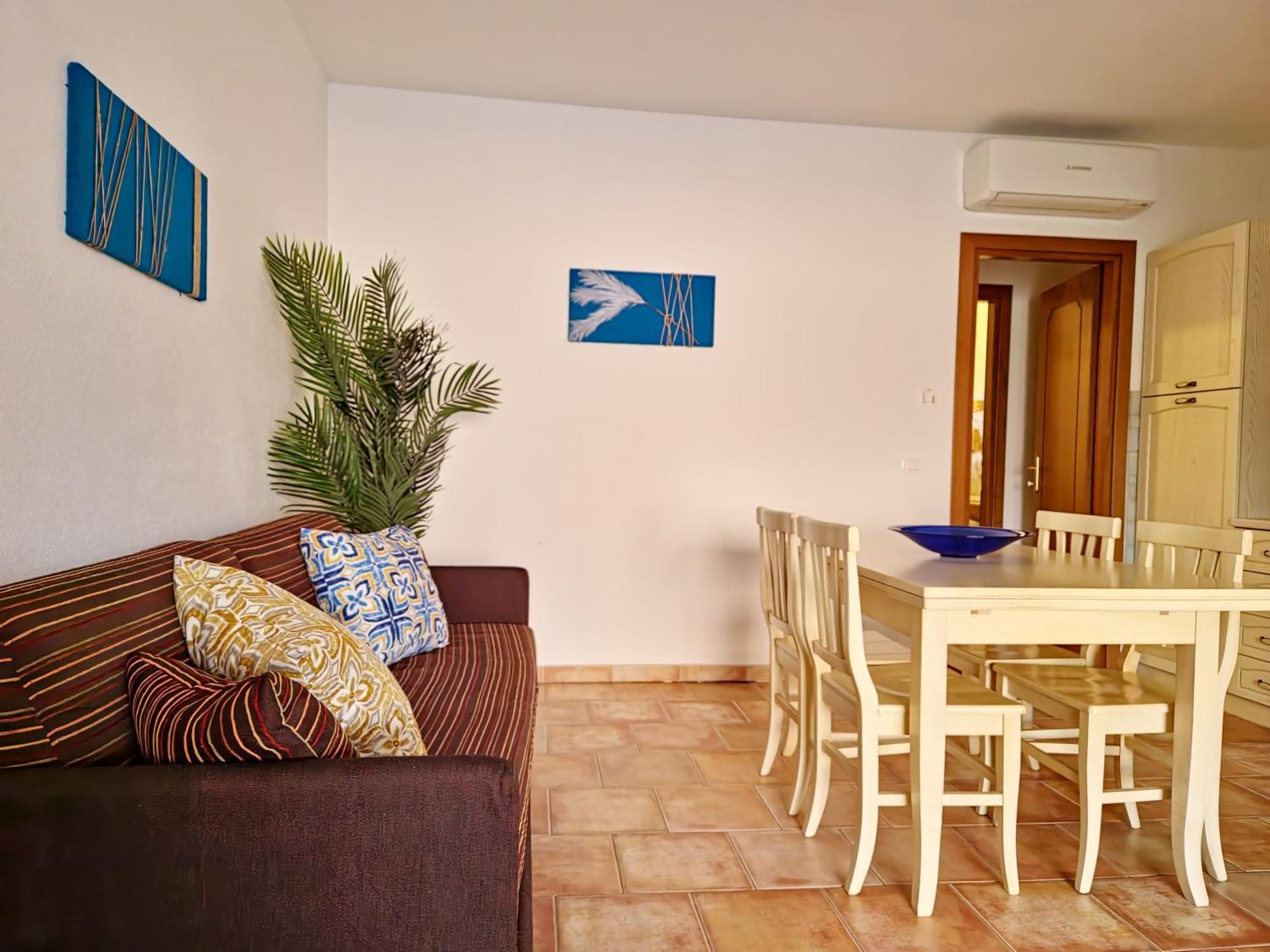 Dommos - Melodie Apartments Cala Liberotto Dış mekan fotoğraf