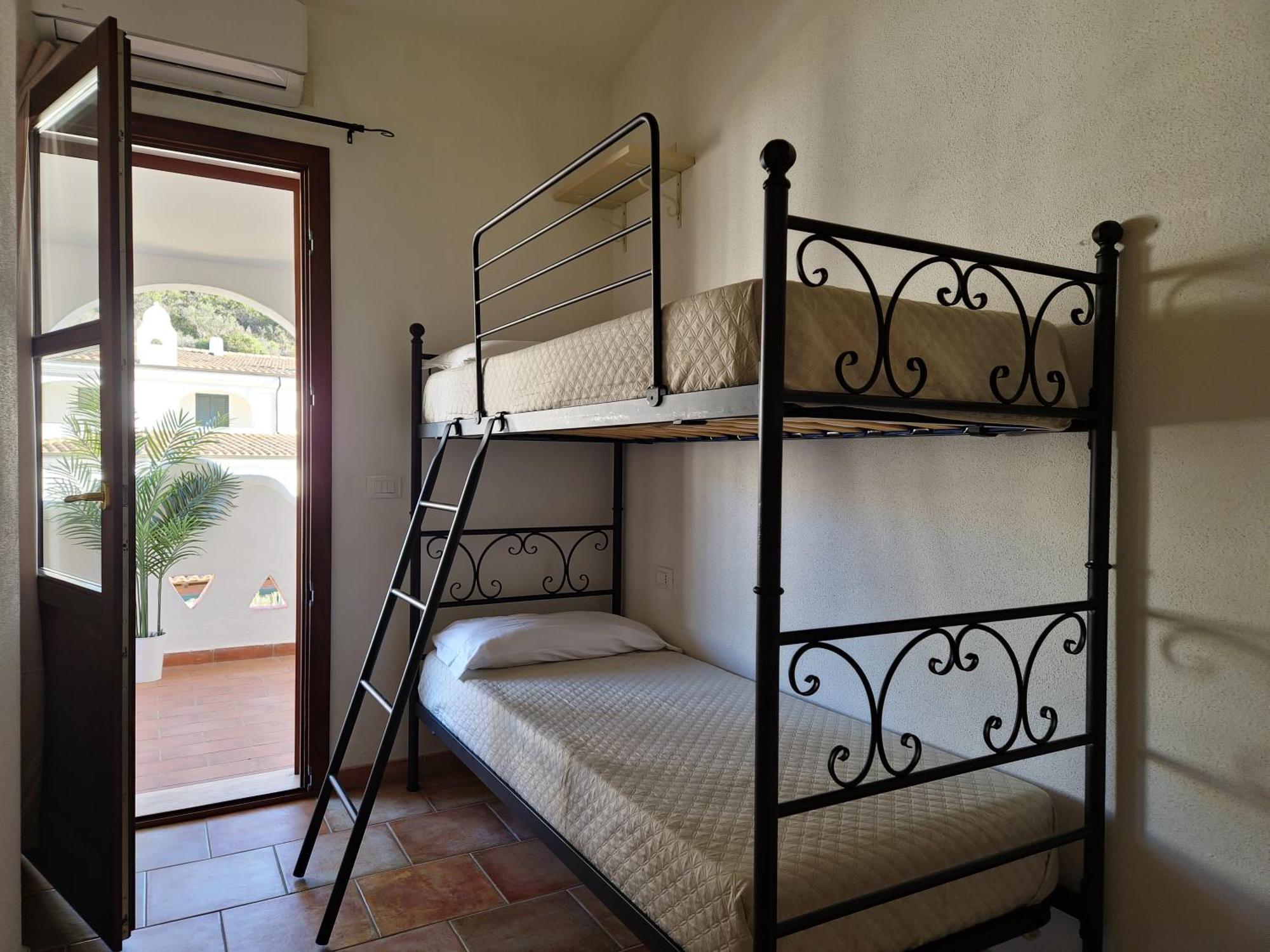 Dommos - Melodie Apartments Cala Liberotto Dış mekan fotoğraf